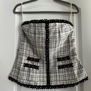 Beautiful White House Black Market bustier size 8. Worn only once.